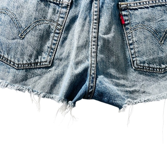 Levi Strauss 501 Medium Wash Denim Jean Shorts Size 28 Mid Rise Women's Casual - Picture 5 of 5